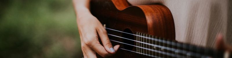 Tipos de ukelele: soprano, concierto y tenor y las recomendaciones de MúsicaMia